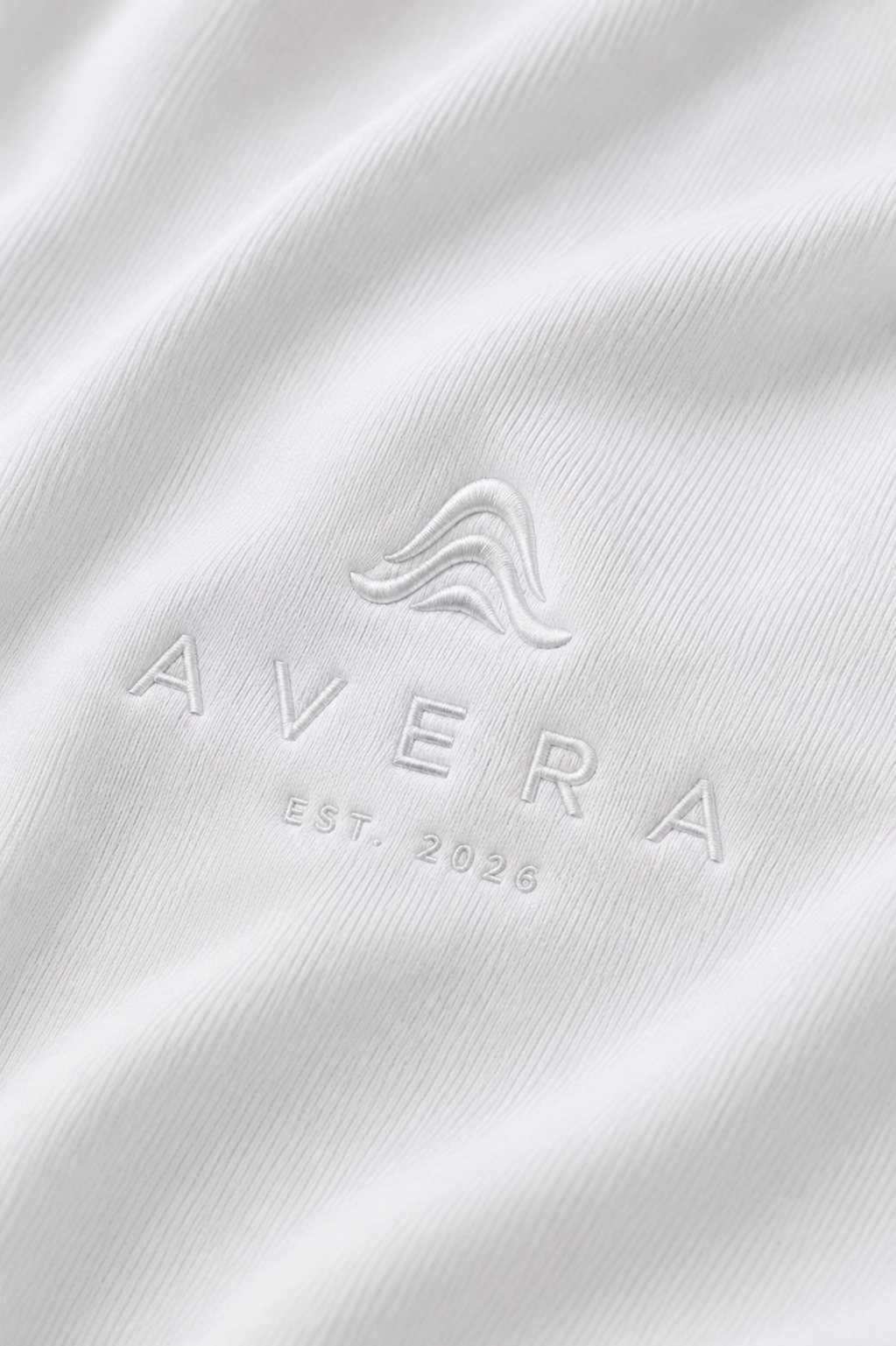 AVERA Signature Logo Oversized Tee