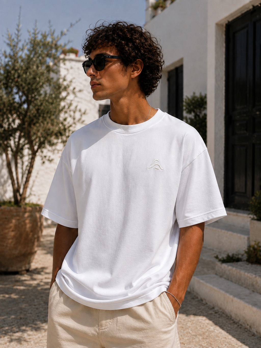 ONE MORE NIGHT – Mediterranean Dinner – Oversized Tee
