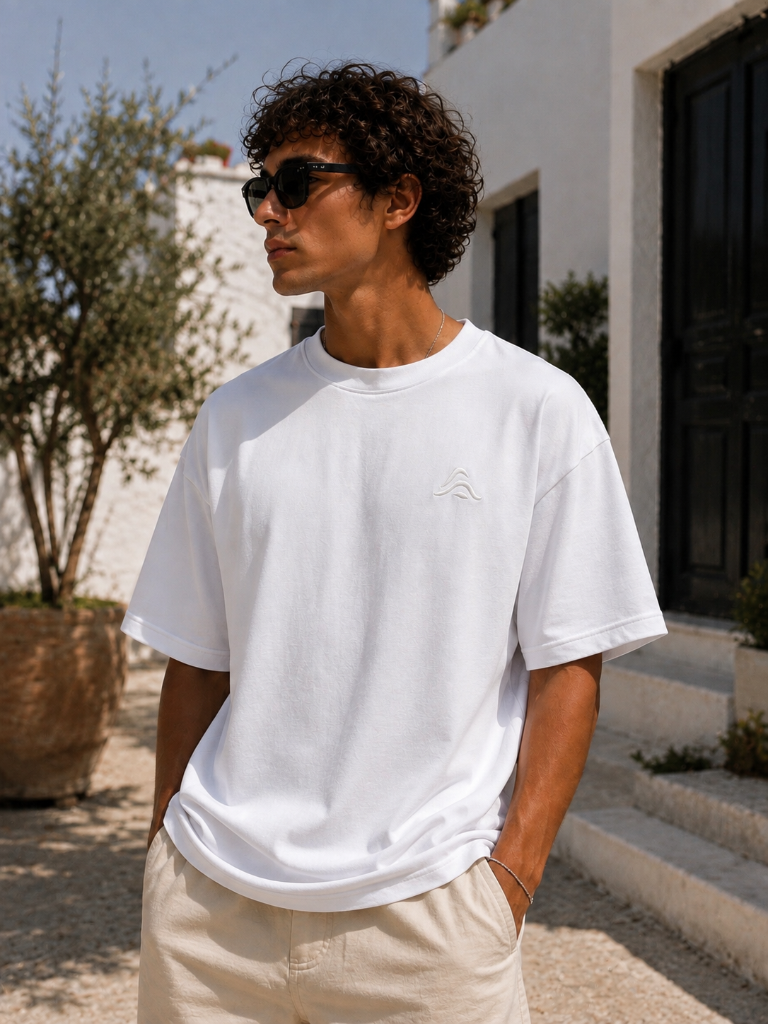 ONE MORE NIGHT – Mediterranean Dinner – Oversized Tee