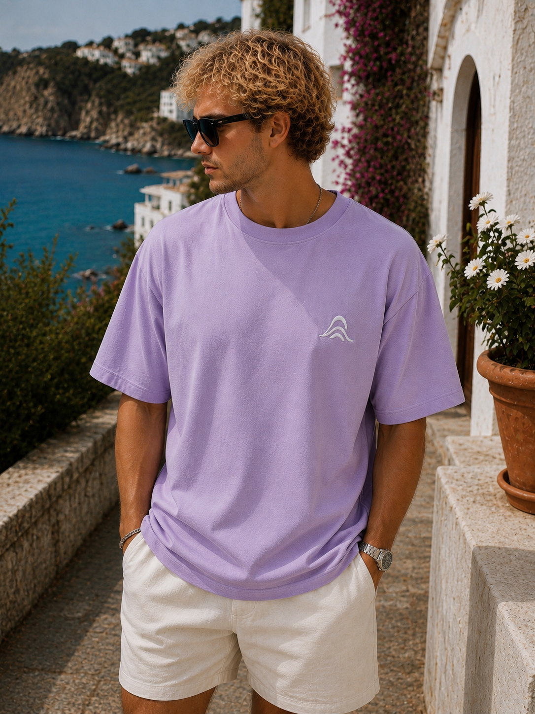 LIZARD – Stay A Little Longer. –  Oversized Tee