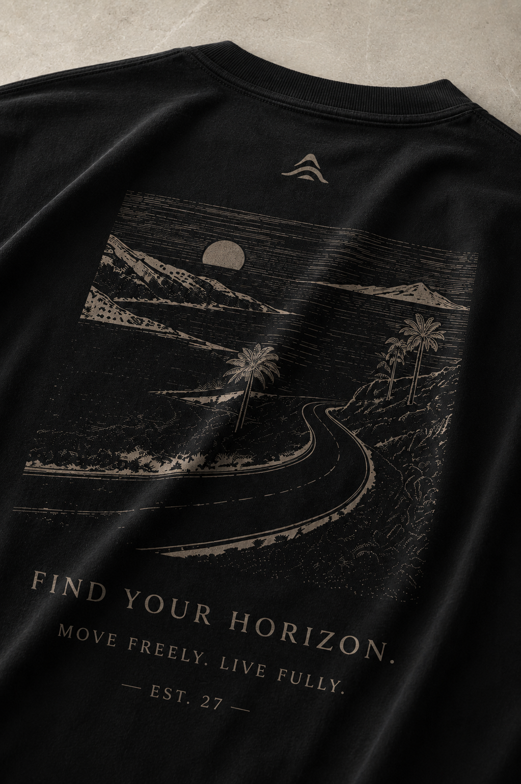 Horizon Oversized Tee - Deep Black