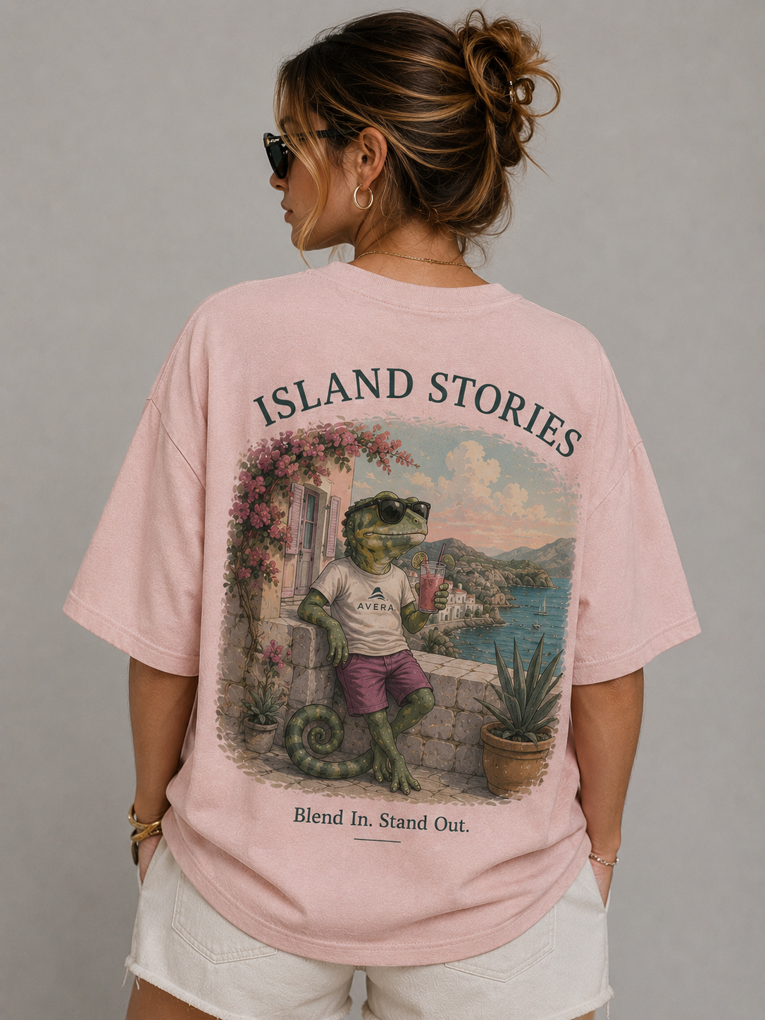 CHAMELEON – Blend In. Stand Out. – Oversized Tee